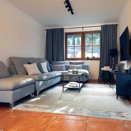 Villa Luxus-familienvilla Mit Privatem Pool Und Xxl Whirlpool, Kamin, Grill & Blick In Weinberge Bockenau