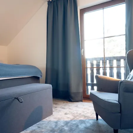 Villa Luxus-familienvilla Mit Privatem Pool Und Xxl Whirlpool, Kamin, Grill & Blick In Weinberge Bockenau