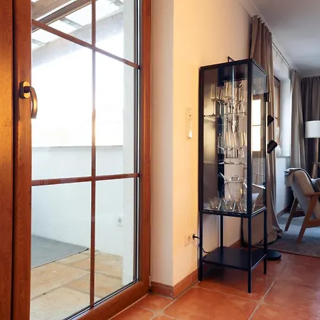 Villa Luxus-familienvilla Mit Privatem Pool Und Xxl Whirlpool, Kamin, Grill & Blick In Weinberge