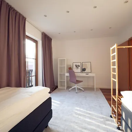 Luxus-familienvilla Mit Privatem Pool Und Xxl Whirlpool, Kamin, Grill & Blick In Weinberge