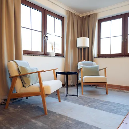 Luxus-familienvilla Mit Privatem Pool Und Xxl Whirlpool, Kamin, Grill & Blick In Weinberge Villa