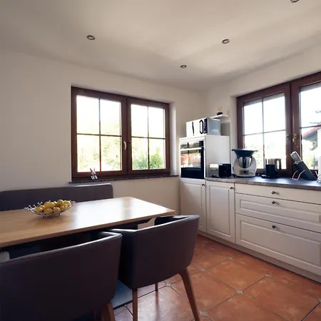 Willa Luxus-familienvilla Mit Privatem Pool Und Xxl Whirlpool, Kamin, Grill & Blick In Weinberge *