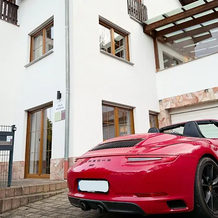 Luxus-familienvilla Mit Privatem Pool Und Xxl Whirlpool, Kamin, Grill & Blick In Weinberge *