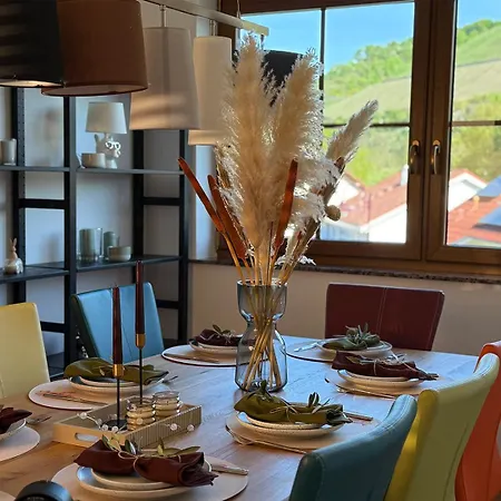 Villa Luxus-familienvilla Mit Privatem Pool Und Xxl Whirlpool, Kamin, Grill & Blick In Weinberge Bockenau