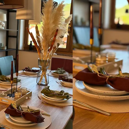 Luxus-familienvilla Mit Privatem Pool Und Xxl Whirlpool, Kamin, Grill & Blick In Weinberge