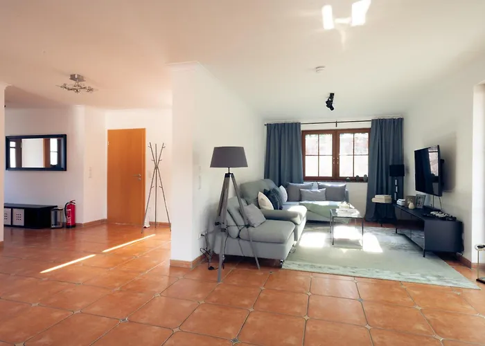 Luxus-familienvilla Mit Privatem Pool Und Xxl Whirlpool, Kamin, Grill & Blick In Weinberge Villa