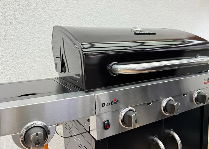 Luxus-familienvilla Mit Privatem Pool Und Xxl Whirlpool, Kamin, Grill & Blick In Weinberge Villa *