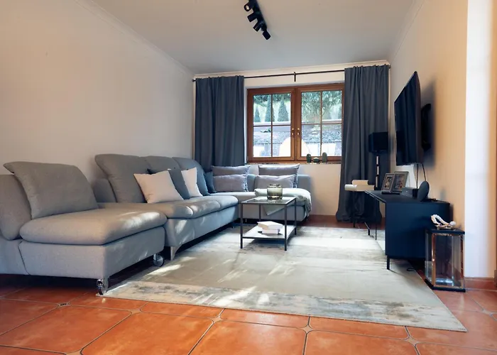 Villa Luxus-familienvilla Mit Privatem Pool Und Xxl Whirlpool, Kamin, Grill & Blick In Weinberge Bockenau