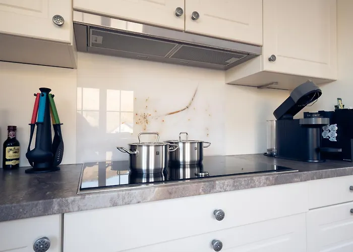 Luxus-familienvilla Mit Privatem Pool Und Xxl Whirlpool, Kamin, Grill & Blick In Weinberge Villa