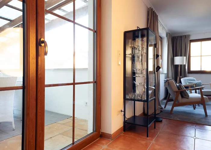 Villa Luxus-familienvilla Mit Privatem Pool Und Xxl Whirlpool, Kamin, Grill & Blick In Weinberge