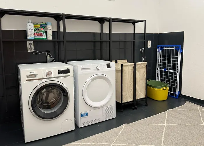 Luxus-familienvilla Mit Privatem Pool Und Xxl Whirlpool, Kamin, Grill & Blick In Weinberge Bockenau