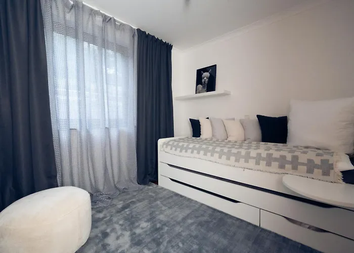 Luxus-familienvilla Mit Privatem Pool Und Xxl Whirlpool, Kamin, Grill & Blick In Weinberge * Bockenau