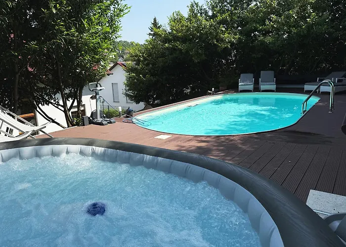 Villa Luxus-familienvilla Mit Privatem Pool Und Xxl Whirlpool, Kamin, Grill & Blick In Weinberge *